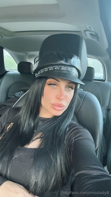 Misslady8 pretty pornstar pic