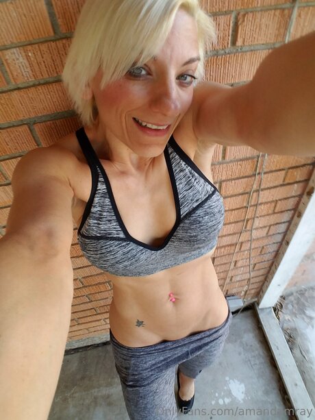 Amandamray adult star img