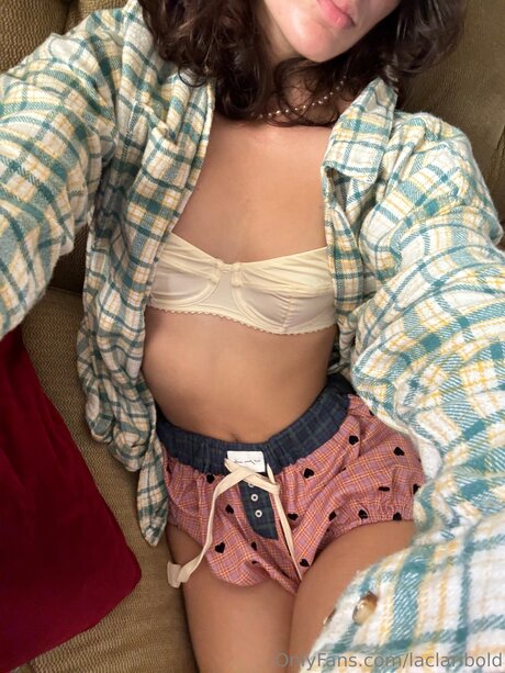 Laclaribold pornographic actress picture