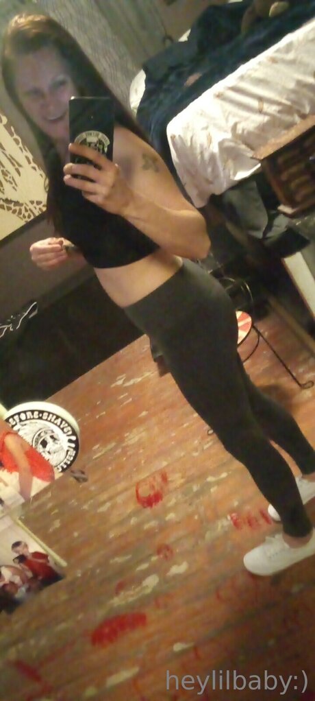 Heylilbaby sexy star galleries