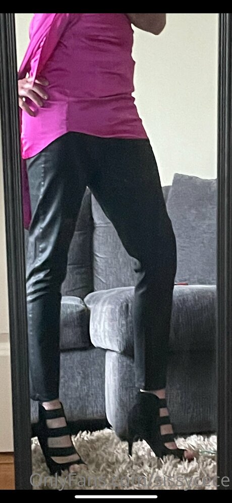 Sissycece exclusive star pics