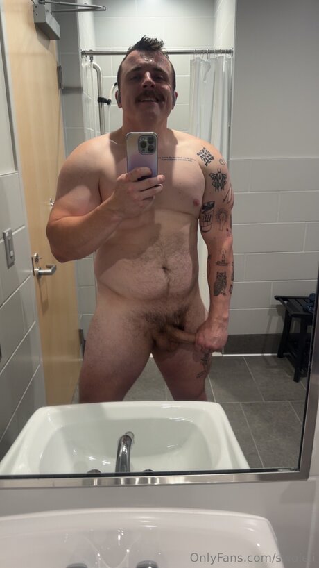 Swoleli nice actress img