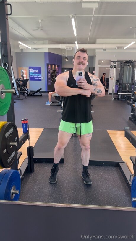 Swoleli adult model picture