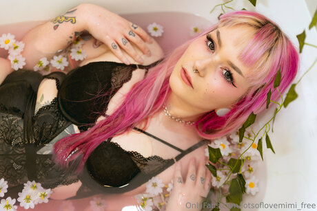 Lotsoflovemimi Free pornographic model gallery