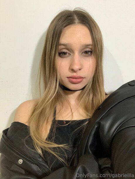 Gabriellla naked model galleries