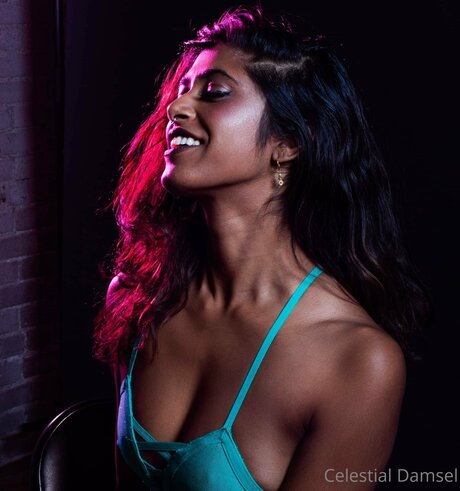 Celestialdamsel naked model pic
