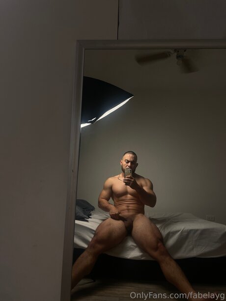 Fabelayg model exclusive photo