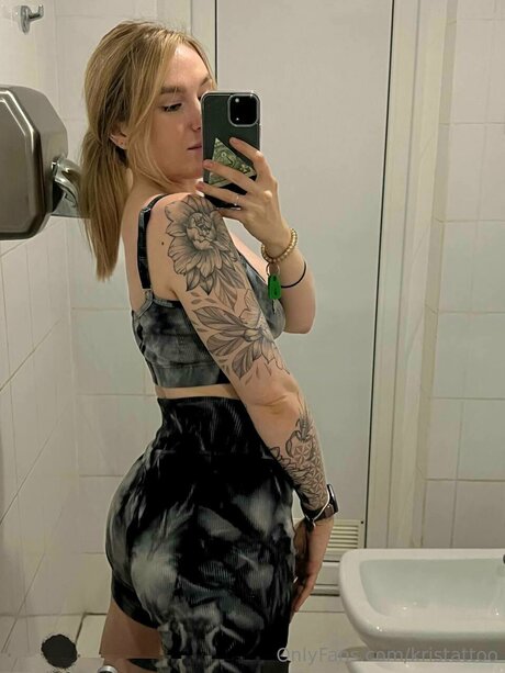 Kstattoo nude model photo