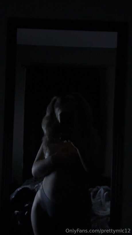 Prettymlc12 model naked pic