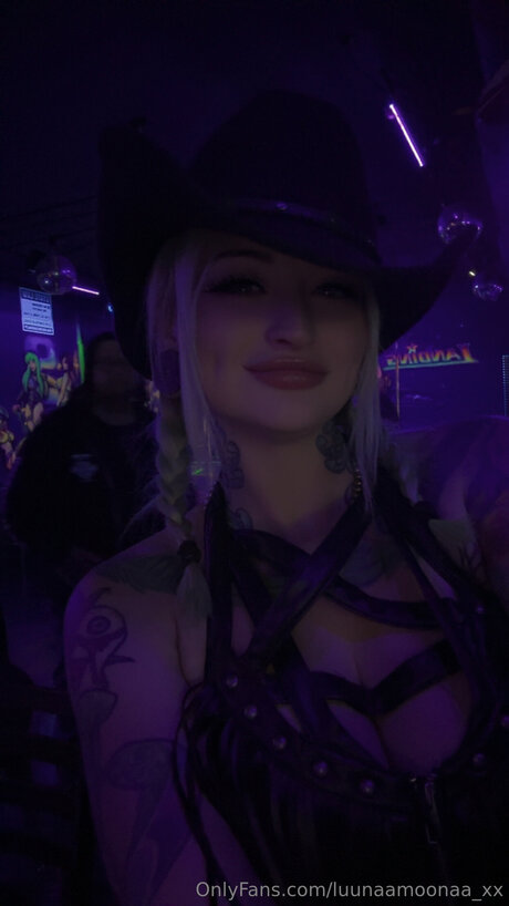 Luunaamoonaa Xx star xxx photos