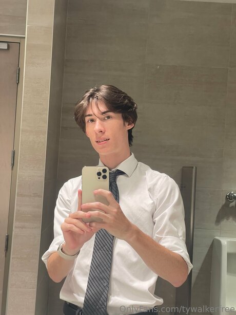 Tywalkerfree pretty model archive