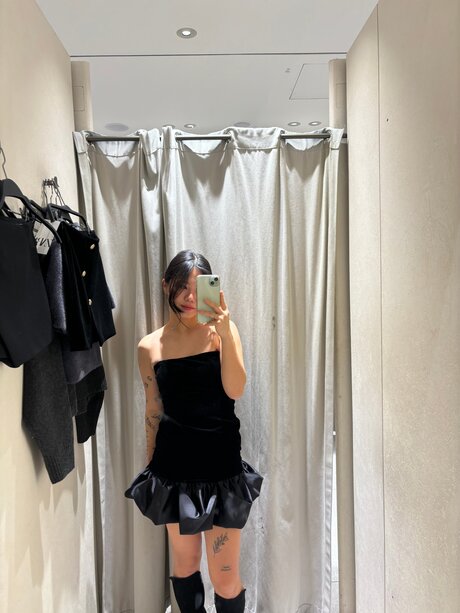 U412955454 star hot image