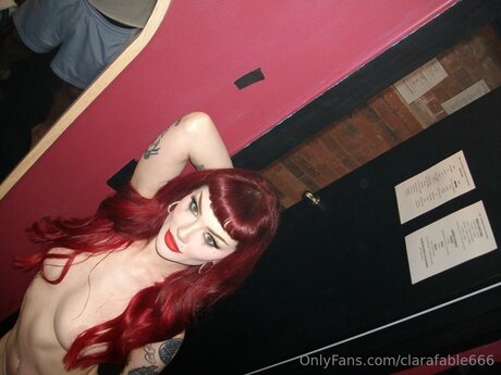 Clarafable666 pornographic actress img