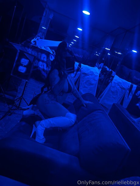 Riellebbgx model pictures