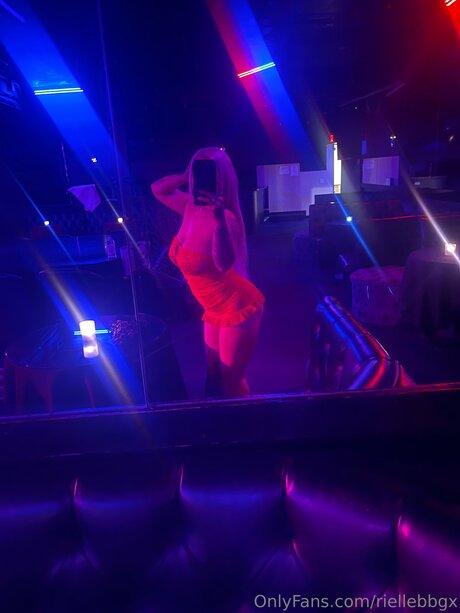 Riellebbgx model pretty img