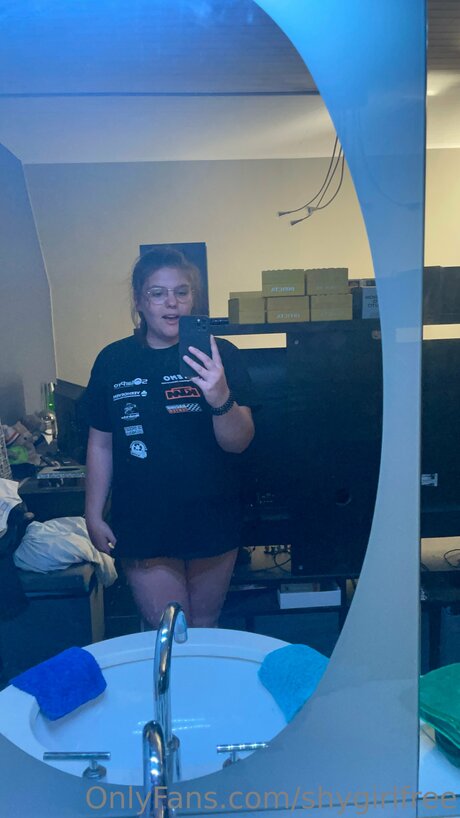 Shygirlfree erotic actress archive