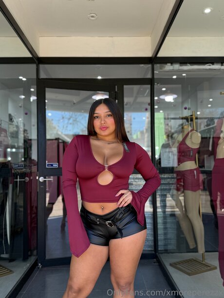 Xmoreperezzx model exclusive galleries