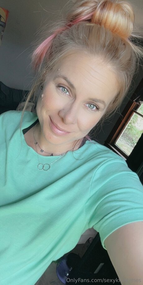 Sexykfuntimes sexy pornstar galleries