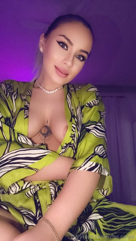 Criss Carpa model beautiful pictures