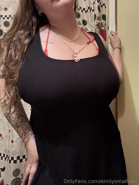 Emilysmallssss free actress image