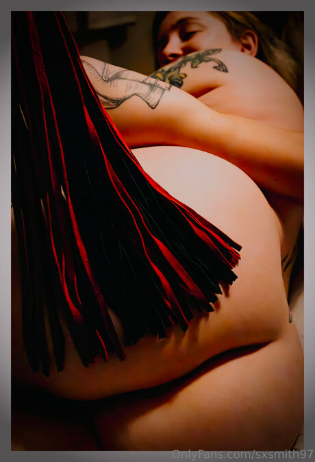 Sxsmith97 nude model picture