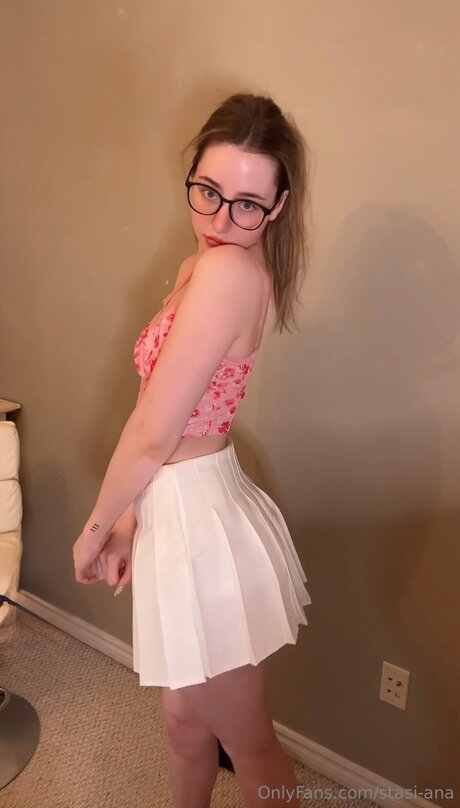 Stasi Ana pornstar high quality pictures