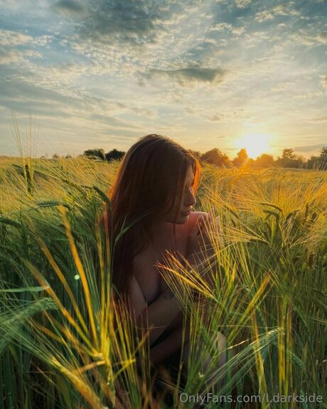 L Darkside naked pornstar pic