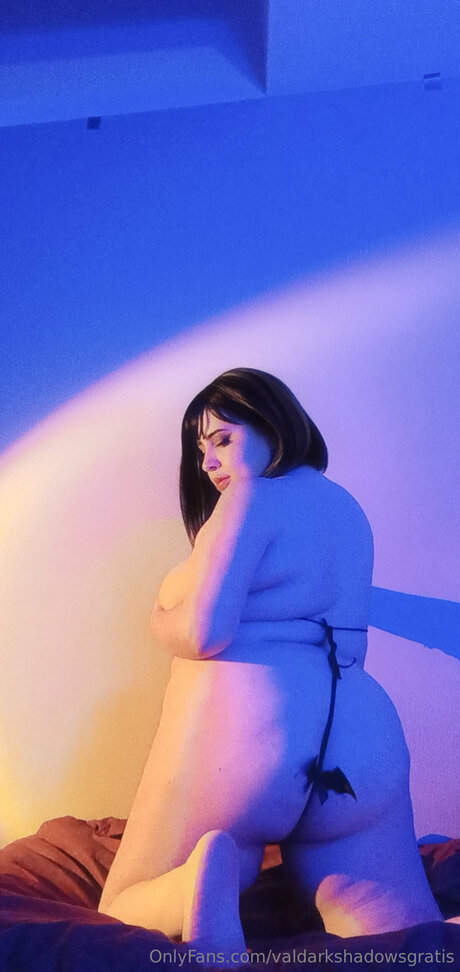 Valdarkshadowsgratis naked star picture