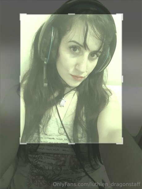 Luthien Dragonstaff art star pic
