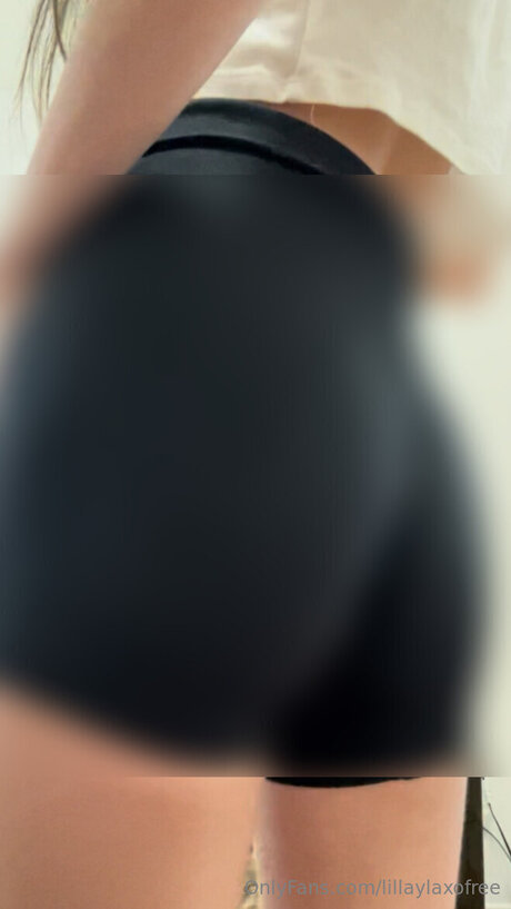 Lillaylaxofree star art image