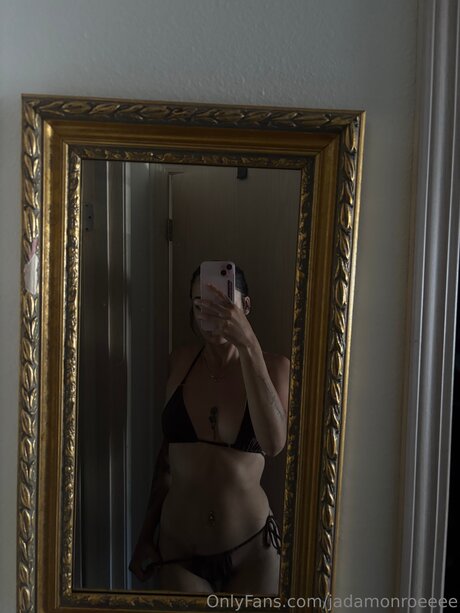 Jadamonroeeee star perfect images