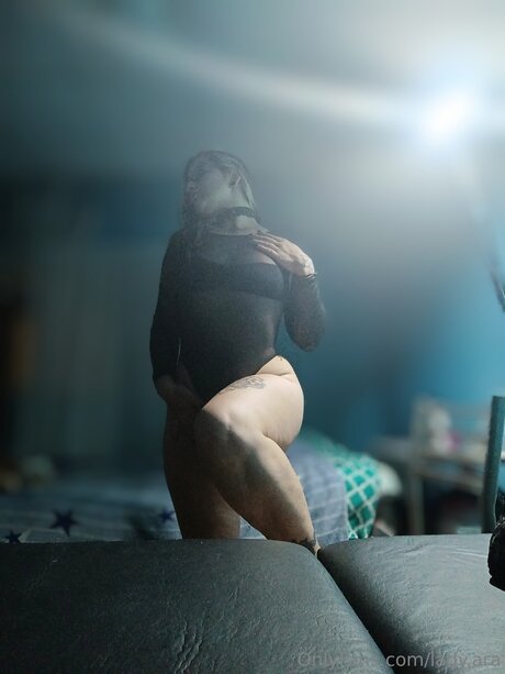 Ladyaraa model high quality photos