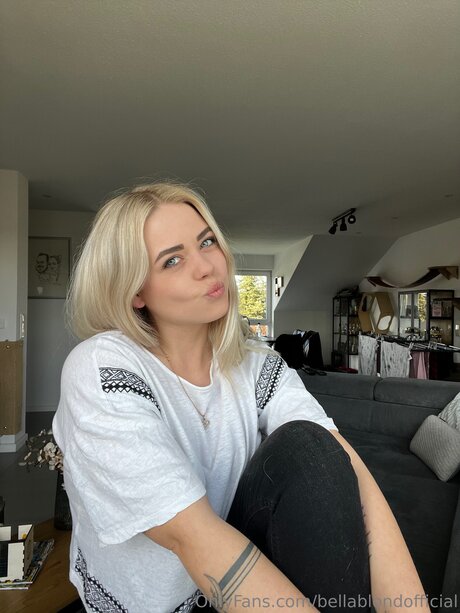 Bellablondofficial nice model photos