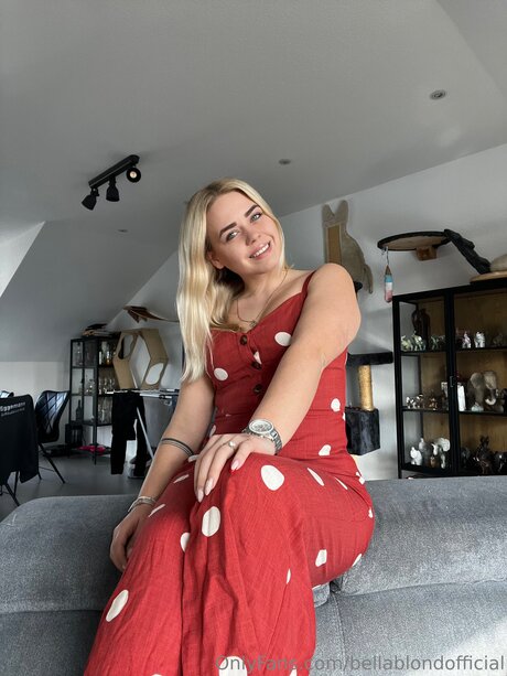 Bellablondofficial perfect actress galleries