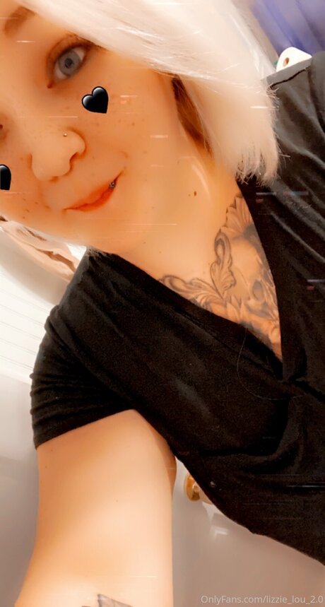 Lizzie Lou 2 0 star art pics