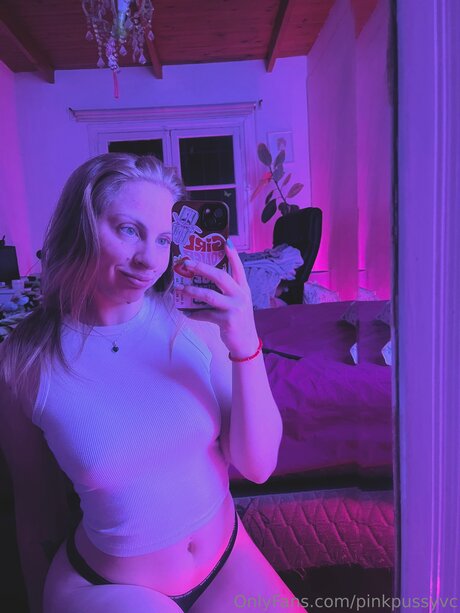 Pinkpussyvc beautiful actress img