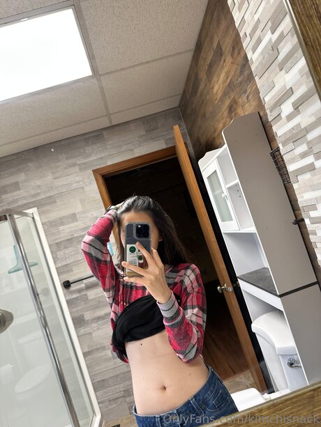 Kimchisnack model nude pictures