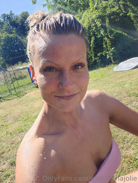 Samanthajolie star sexy gallery