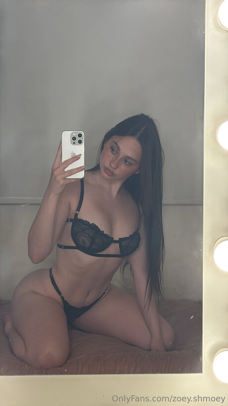 Zoey Shmoey pornstar images