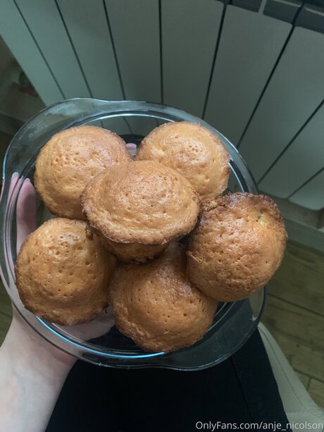 Anje Nicolson star free picture