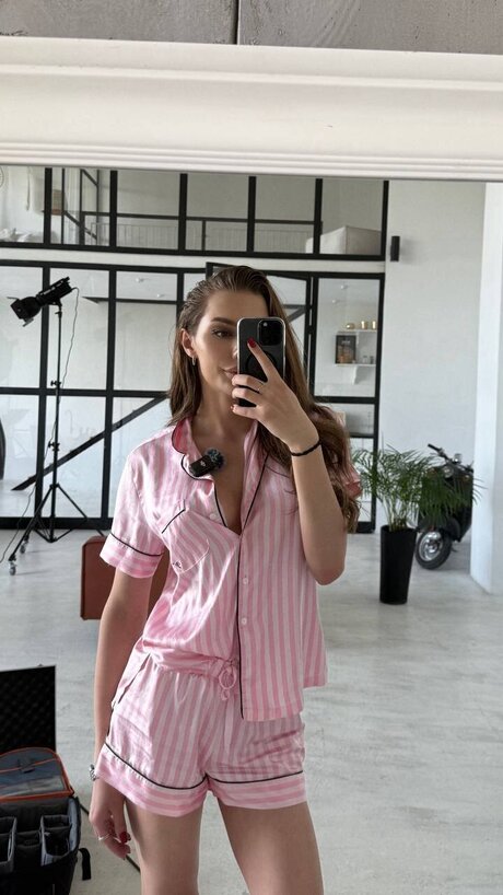 Megan Ts Grl model hd images