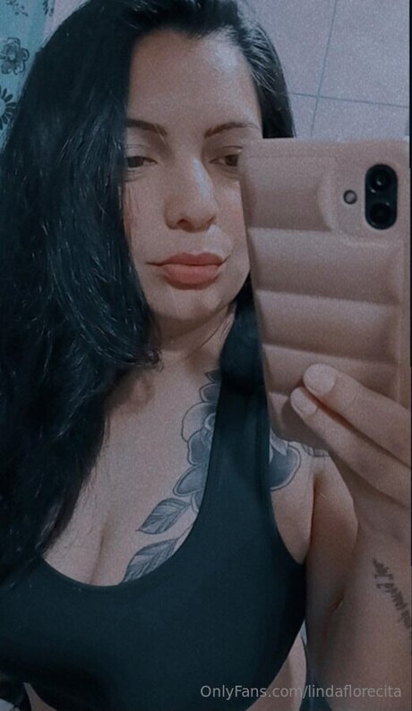 Lindaflorecita pornographic model photo