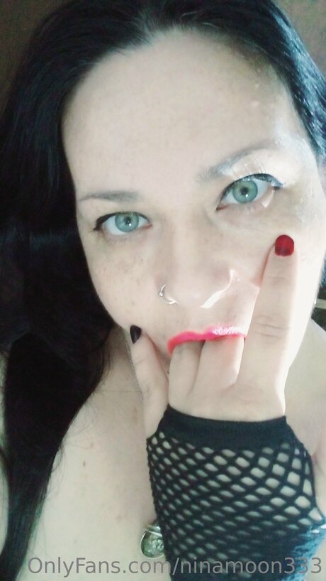 Ninamoon333 actress pictures