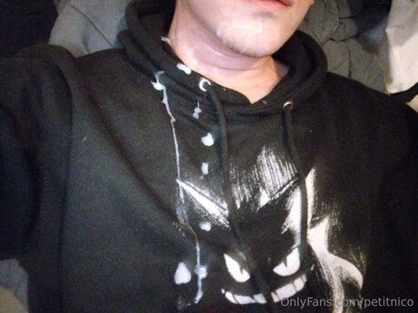 Petitnico model nude pictures