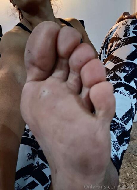 Ayylen pornstar hot pictures