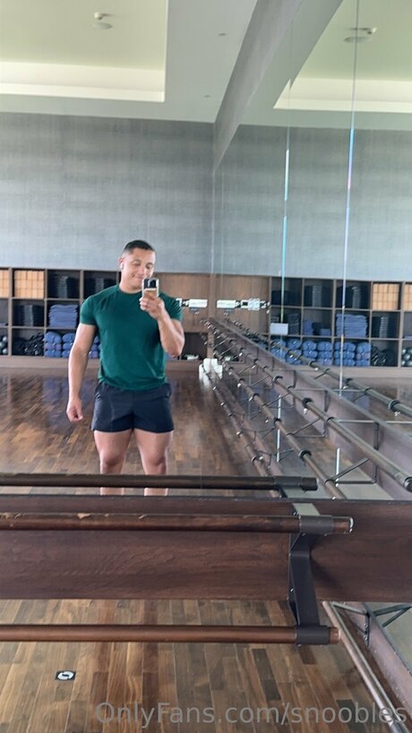 Snoobles erotic actress img