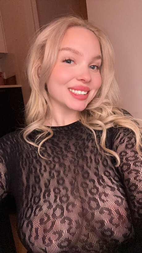 Sugarheidibeibi erotic actress images