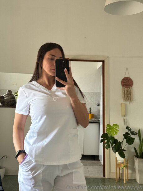Micaleasoyyyo xxx model pic