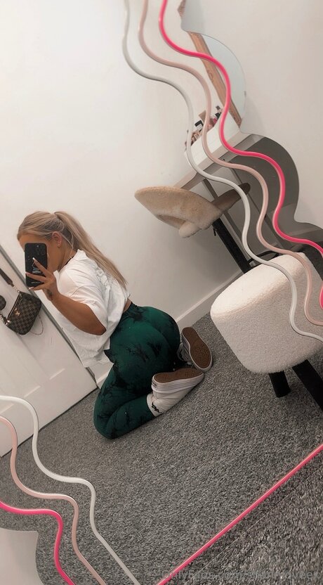 Shannloveex star naked img