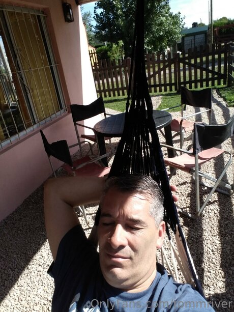 Tommriver pornstar exclusive image